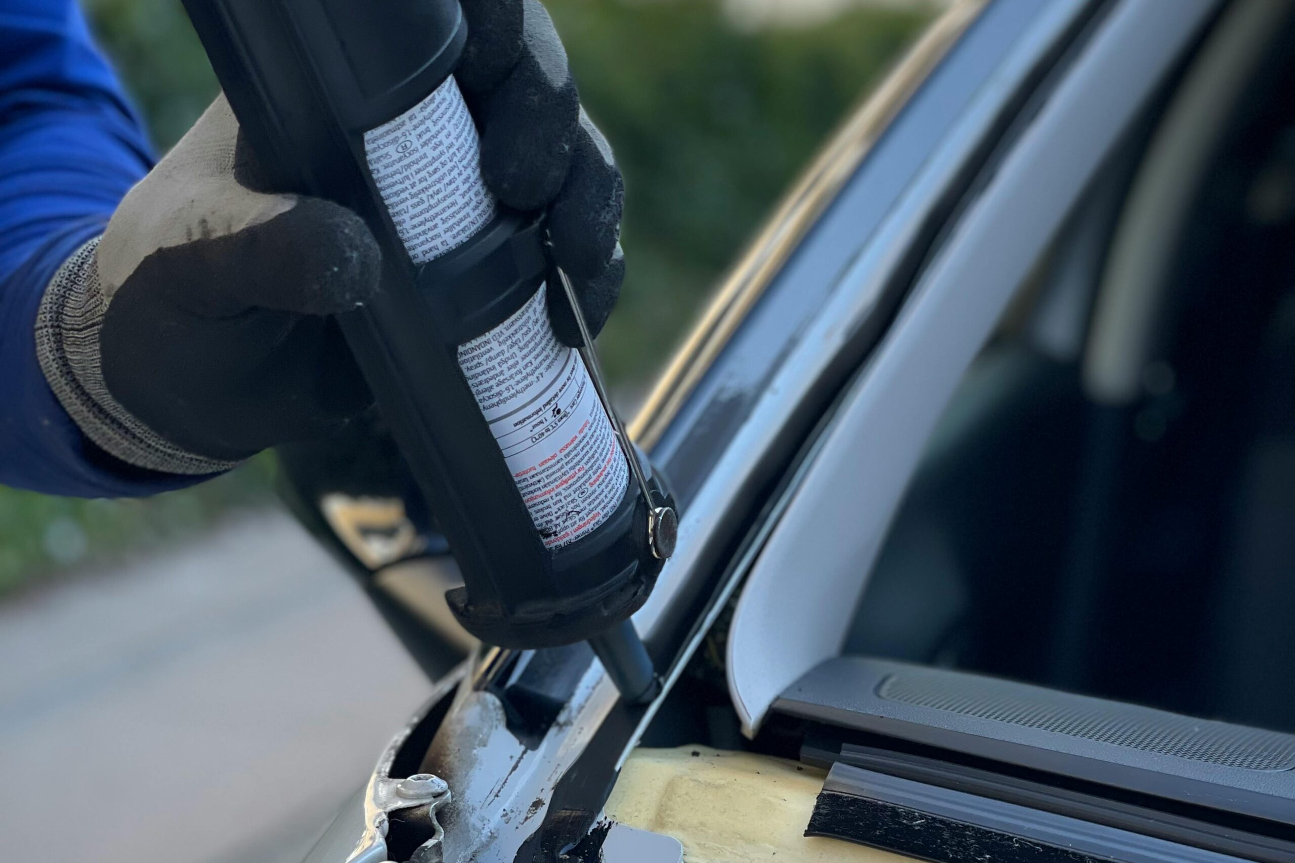 pexels uk car glass 222332278 11950154